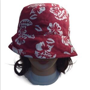 ⭐️HOST PICK⭐️ Y2K/late 90's Red Floral Bucket Hat